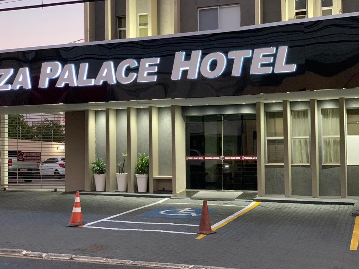 Hotel Veneza Cuiabá Exteriör bild