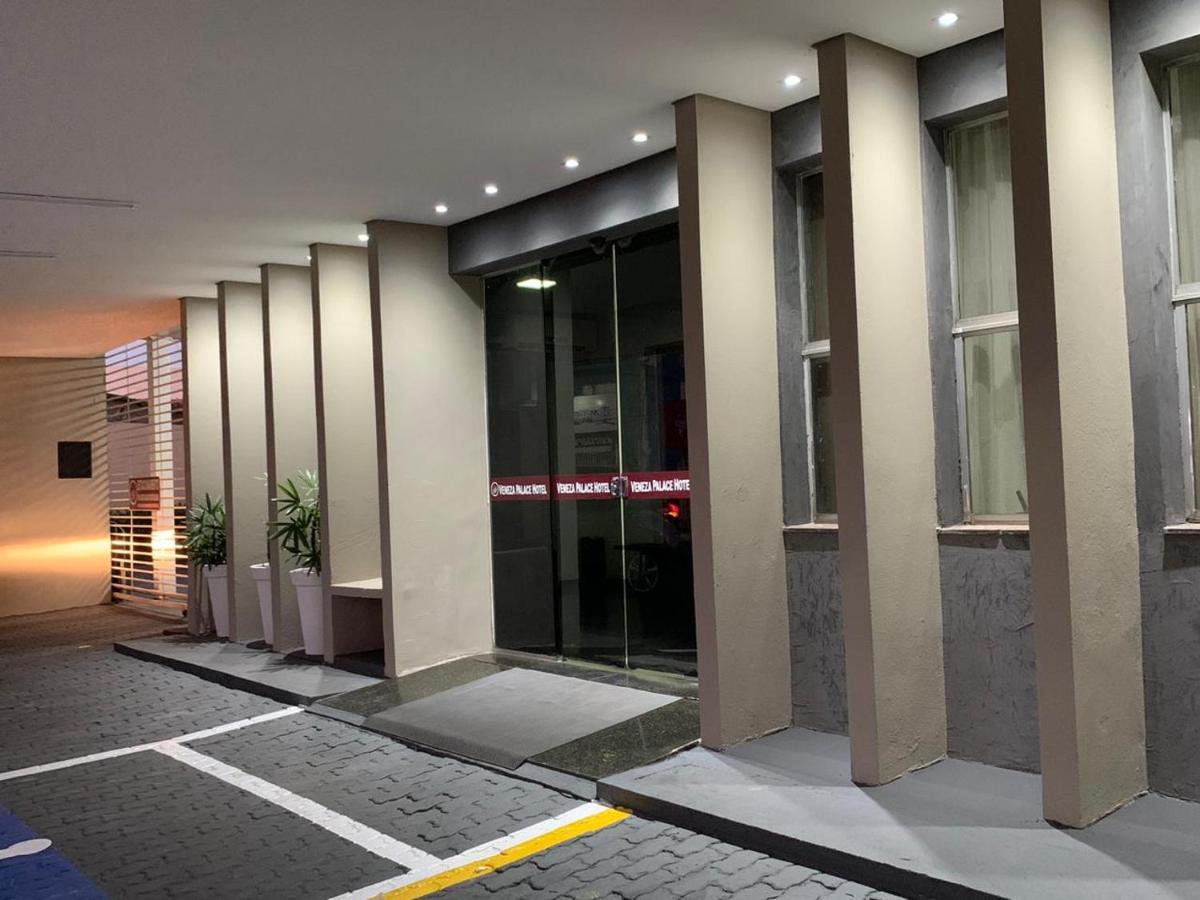 Hotel Veneza Cuiabá Exteriör bild