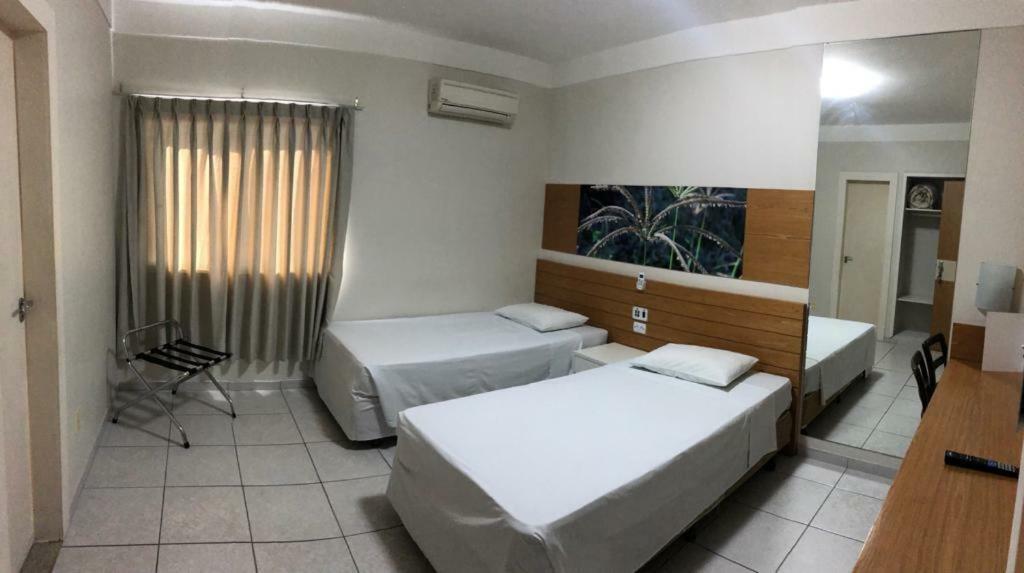 Hotel Veneza Cuiabá Exteriör bild