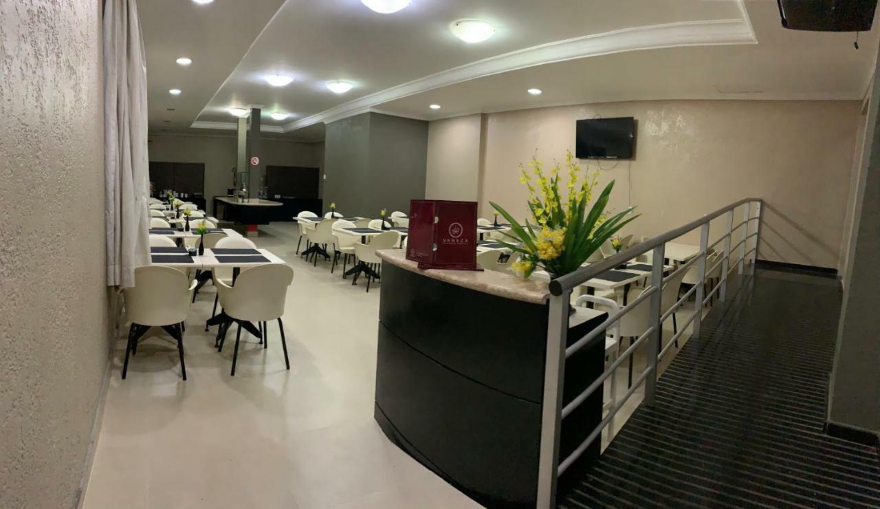 Hotel Veneza Cuiabá Exteriör bild